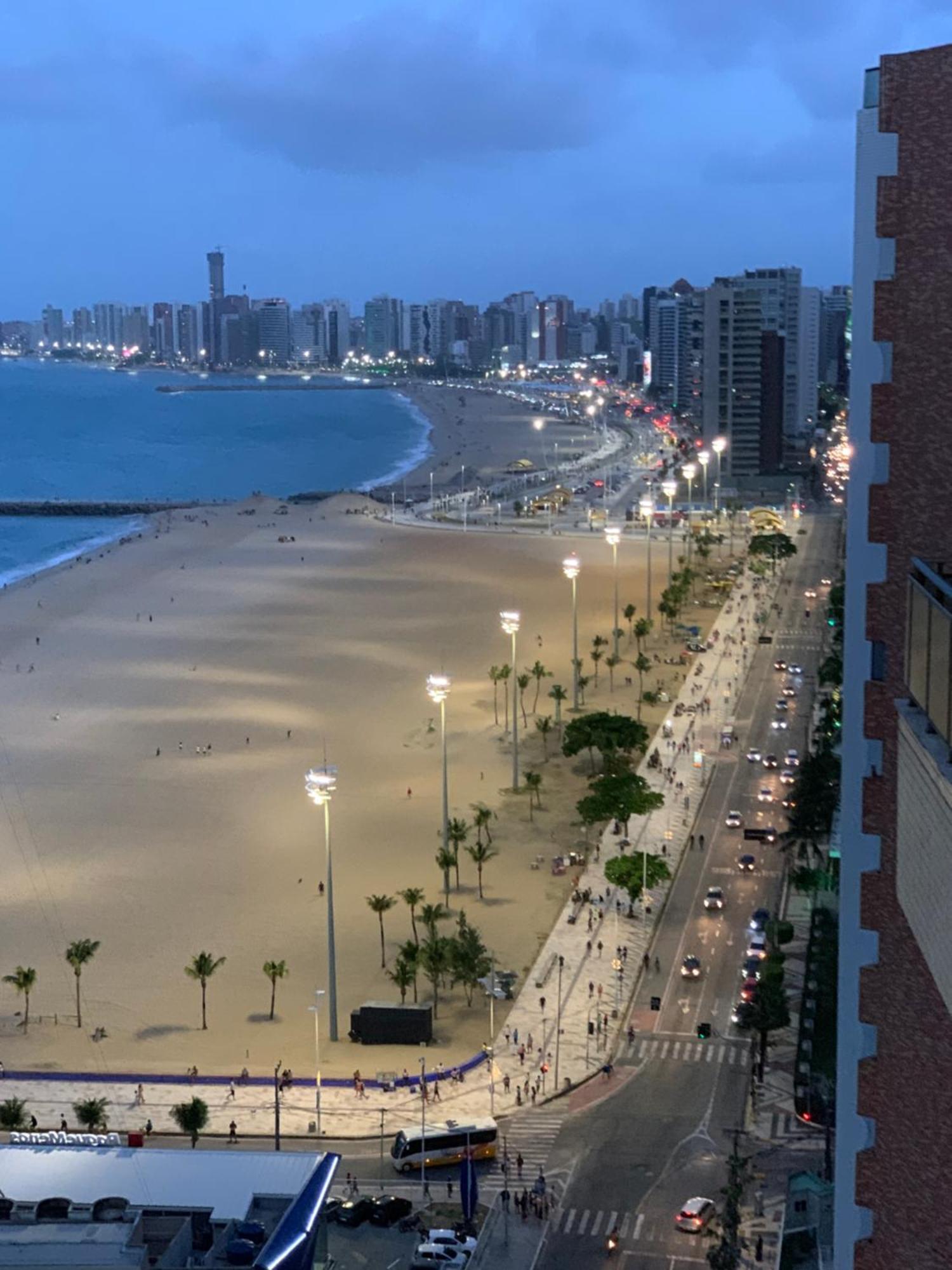 Flat Praia De Iracema Vista Mar Fortaleza  Ngoại thất bức ảnh